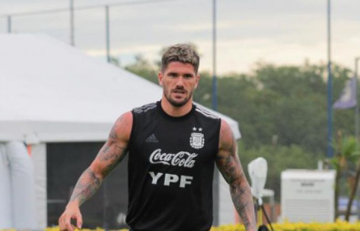 El volante le había dado like a una foto de Tini.