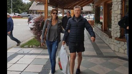Macri viaja junto a su familia hacia la Patagonia.