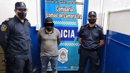 Les robaba dinero a sus víctimas.