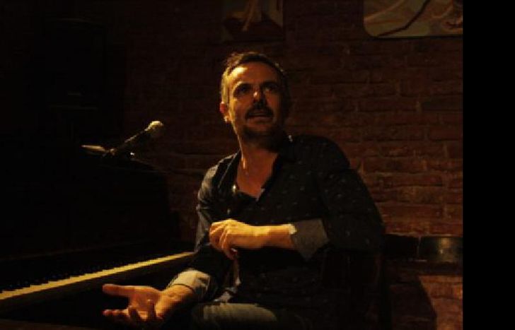 Es una linda fecha, antes de que se me escape el año”, marca.