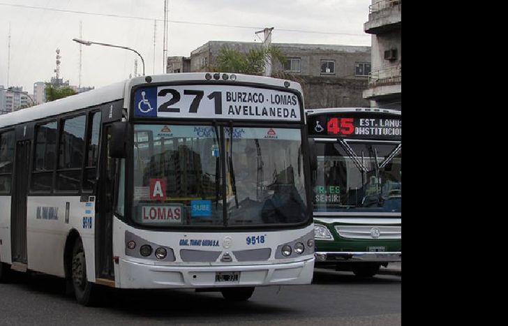 Otra empresa de colectivos que se achica.
