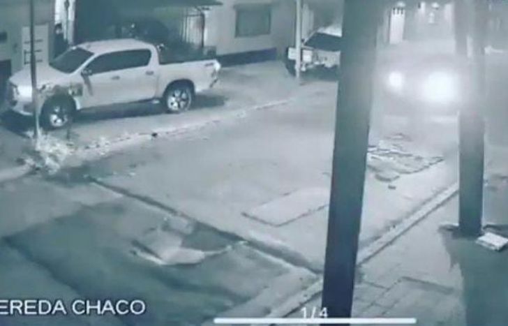 El video muestra la violencia del asalto.