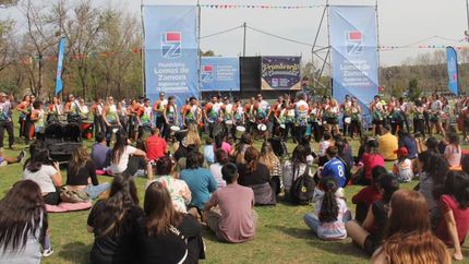 lomas se lleno de color, deportes y cultura para celebrar la primavera