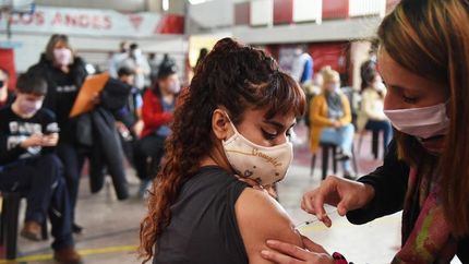 Lomas superó los 300 vacunados contra el Coronavirus.