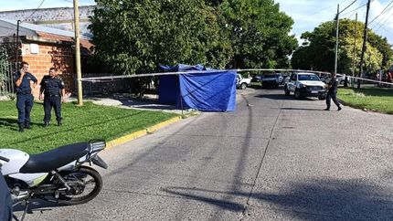 El lugar donde el policía mató a los dos jóvenes. El lugar donde el policía mató a los dos jóvenes.