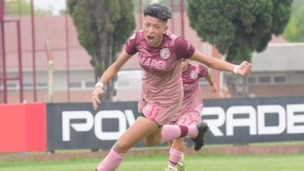 Varela marcó un golazo para la victoria de las Granates. Varela marcó un golazo para la victoria de las Granates.