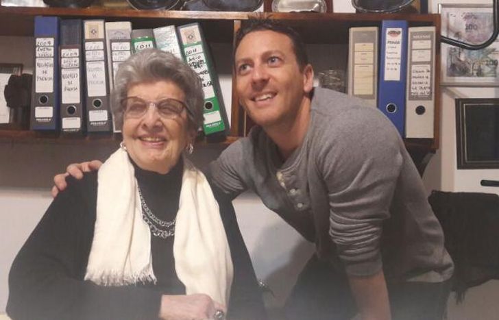Martín y su abuela Delia Giovanola.