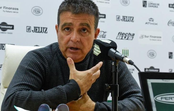 Claudio Vivas valoró el trabajo de Banfield en el primer tiempo ante Central Córdoba.