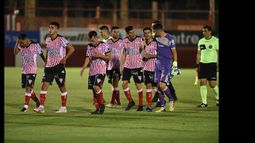 El partido fue parejo y ambos tuvieron chances. Almagro se llevó el triunfo.