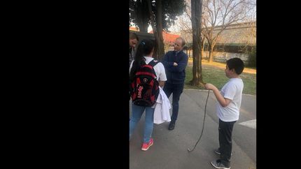 durante la recorrida dialogó con algunos de los trabajadores del lugar durante la recorrida dialogó con algunos de los trabajadores del lugar