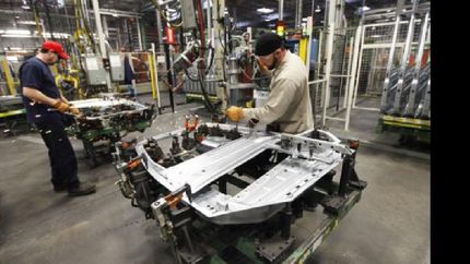 la actividad economia cayo un 2,8%