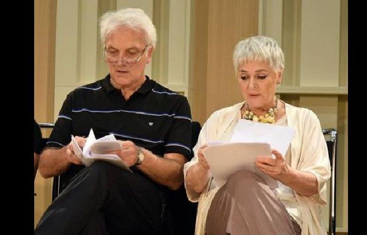 “Quedamos presos en una situación muy dura, ya que nuestro trabajo es el encuentro con el otro: un compañero o el espectador en la platea”.