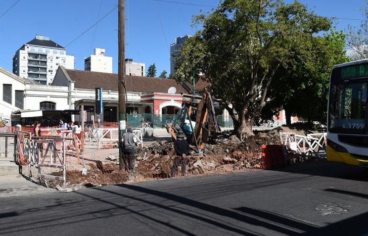 Buscan reordenar la circulación vehicular y peatonal.