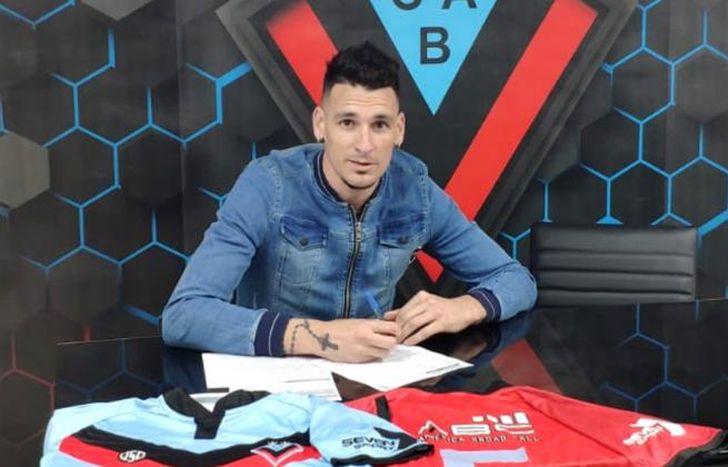 A romperla, el pedido de Brown al flamante refuerzo.