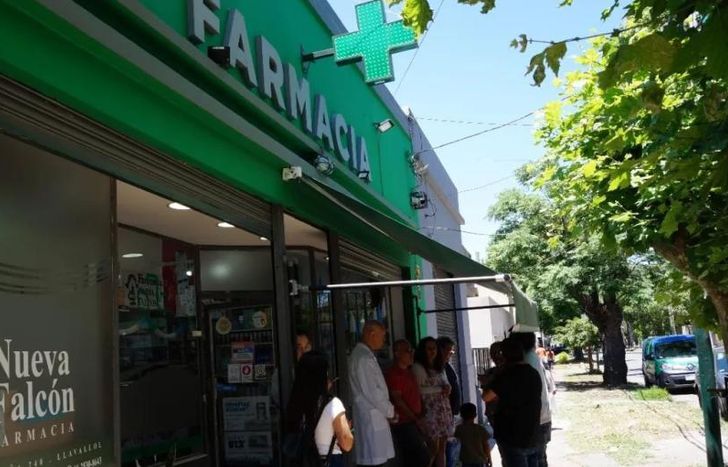 Las primeras farmacias adheridas son de Llavallol.