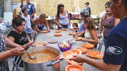 Se necesitaron $421.473 para comprar solo la cantidad mínima de comida.