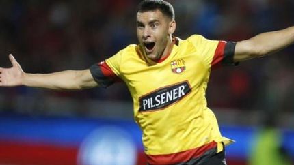 Martínez es de Tandil y se inició en River Plate. Martínez es de Tandil y se inició en River Plate.