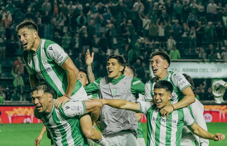 La dirigencia de Banfield a piensa en el rearmado del plantel.