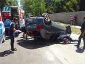 Así quedó el auto tras el violento choque en Garibaldi. Así quedó el auto tras el violento choque en Garibaldi.