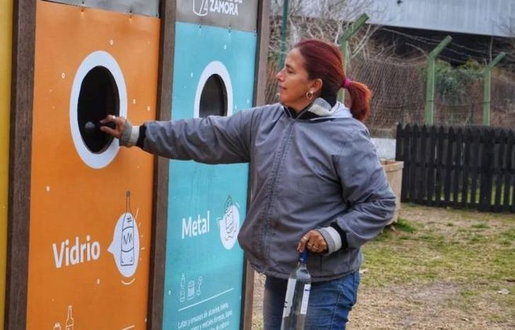 Vecinas y vecinos ya acercan sus materiales reciclables.
