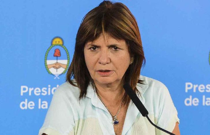 Bullrich defendió su postura de mano dura en declaraciones a la prensa.