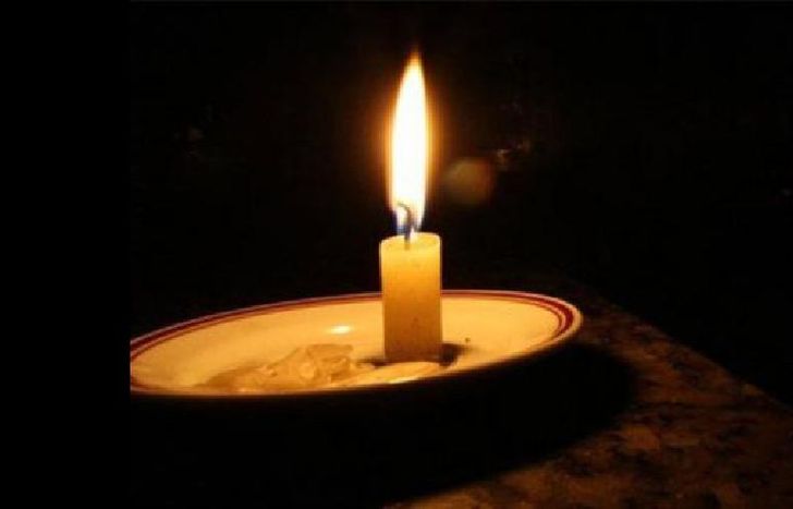 continúan los apagones, pero dicen que es por el mal tiempo.