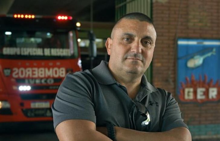 Mario, ex bombero.