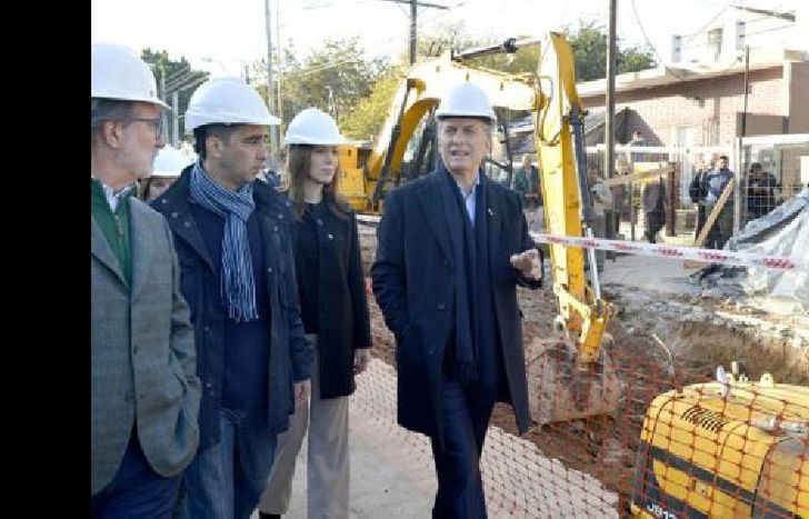 _49005_2452016_Macri en Morón 1