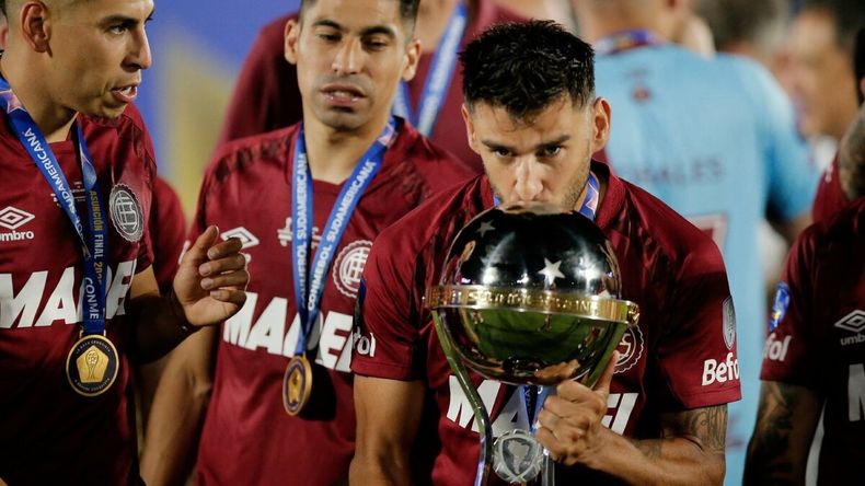 Toto Salvio volvió a Lanús para ganar la Copa Sudamericana.