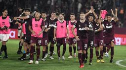 Otro futbolista de Lanús se marcha a los Estados Unidos: quién es