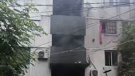 La gran cantidad de humo puso en alerta a los vecinos. La gran cantidad de humo puso en alerta a los vecinos.