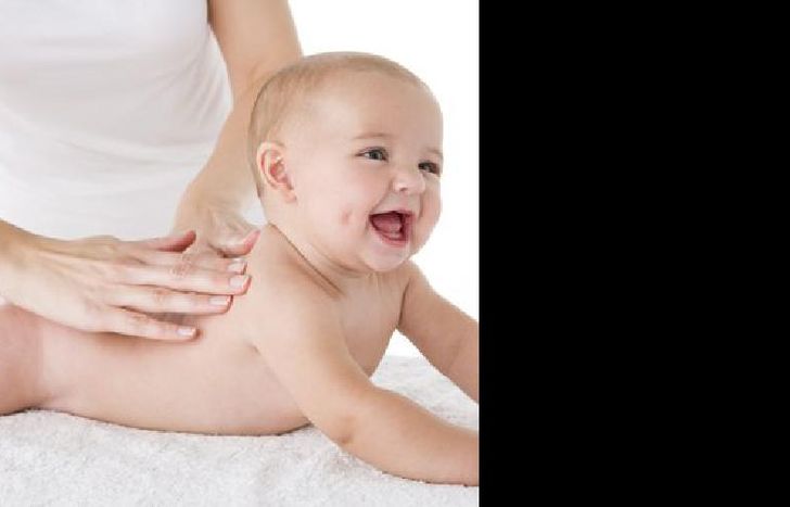 Los bebés, más relajados y contentos.