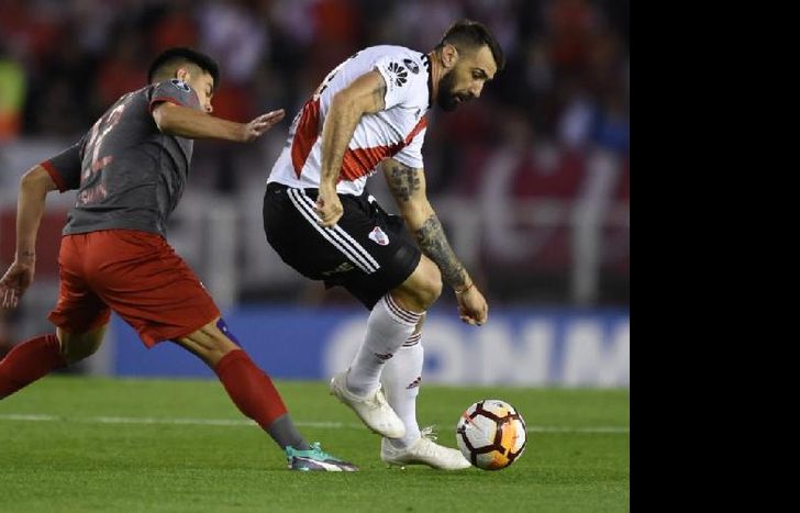 Pratto no jugó un buen partido y reemplazado en el segundo tiempo.