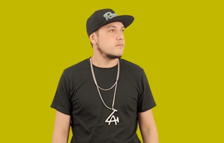 Abel sigue en ascenso, pero su único propósito es seguir ayudando a través de su música.