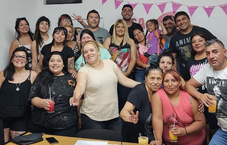 Todo el equipo de Casa de la Mujer además festeja su sexto aniversario.