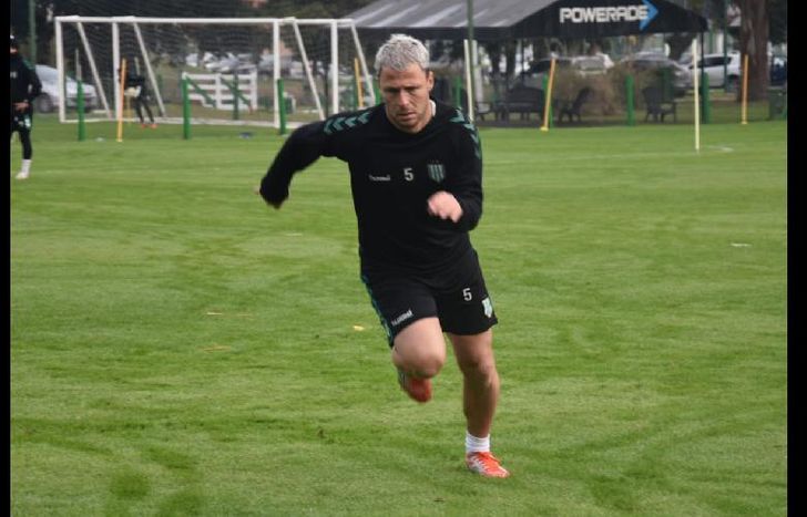 Damonte no tuvo mucho lugar en el otro tiempo y analiza arrancar su carrera como DT.