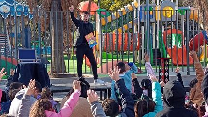 Es difícil entrarle al público porque el mago tiene un punto contraproducente: el secreto de sus trucos, dijo.