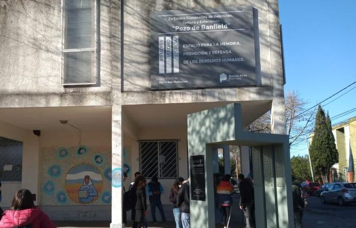 Siguen los testimonios sobre bebés nacidos y apropiados en el Pozo de Banfield.