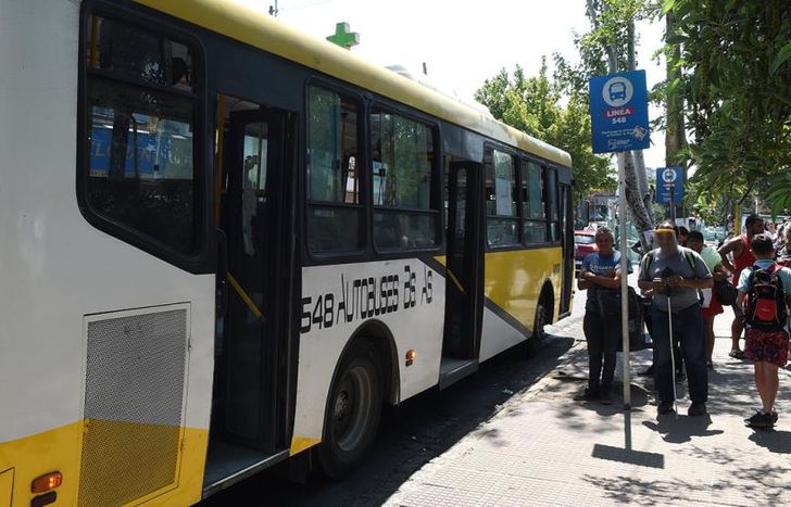 Reubicaron las paradas de colectivo en el lado Oeste de la estación de Banfield.