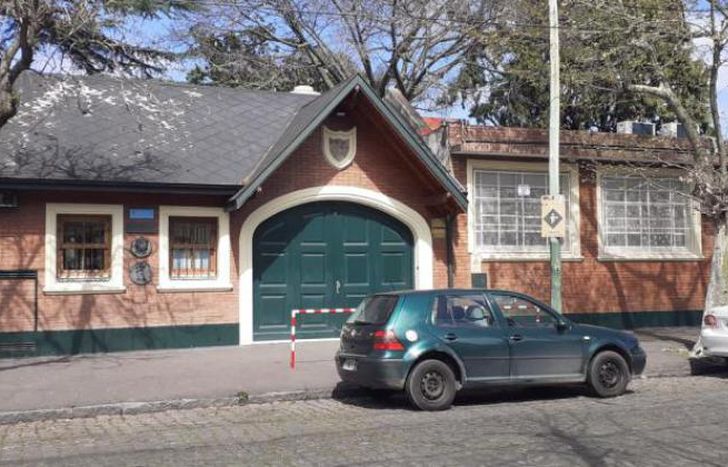 Pasaran por la edificación histórica del Colegio San Albano.
