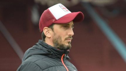 Zubeldía lamentó las fallas de Lanús ante los goles de Newells. Zubeldía lamentó las fallas de Lanús ante los goles de Newells.