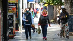 Los contagios diarios de Covid siguen sin superar la barrera de los 10 mil