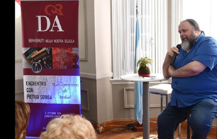 Analizó los cambios culturales.