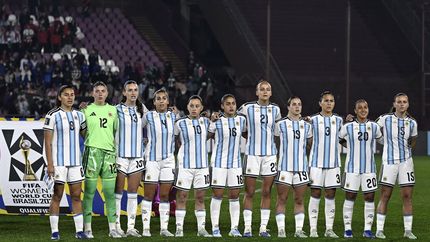 La Selección Argentina de fútbol femenino clasificó al Mundial en la cancha de Lanús. La Selección Argentina de fútbol femenino clasificó al Mundial en la cancha de Lanús.