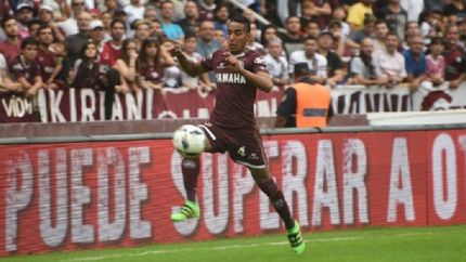 José Luis Gómez, que venía actuando en Reserva, tiene chances de volver a a Primera.