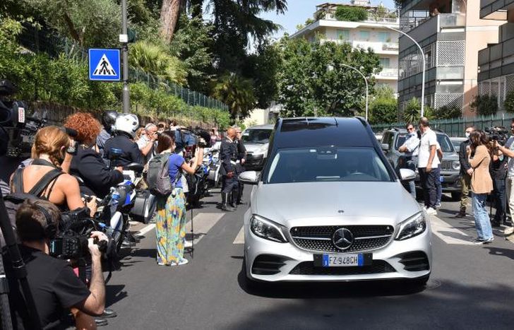 El cortejo en las calles de Roma.
