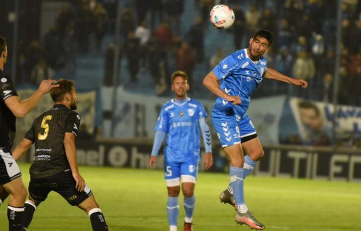 Facundo Pumpido gana en las alturas.