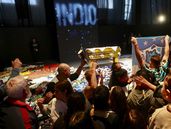 Una multitud despidió al Indio Solari en Avellaneda. Una multitud despidió al Indio Solari en Avellaneda.