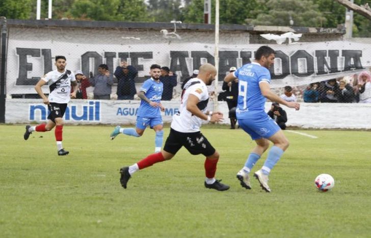 Claypole comenzó con su ilusión del ascenso a la Prmera B.