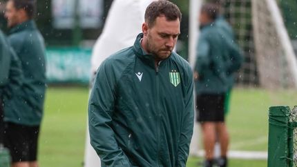El presidente de Banfield estalló contra el arbitraje tras una nueva polémica. El presidente de Banfield estalló contra el arbitraje tras una nueva polémica.